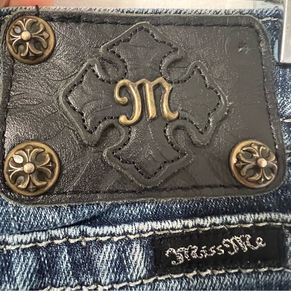 Miss Me Skinny Raw Hem Embroidered Bling Pocket Denim Y2k Moto Jeans Size 27 - Picture 12 of 15